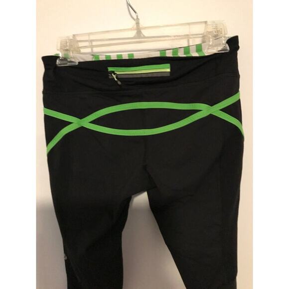 Lululemon Run Pace Crop Black/Ocean Stripe Frond Zip Back Pocket Leggings - 6 - Picture 3 of 9